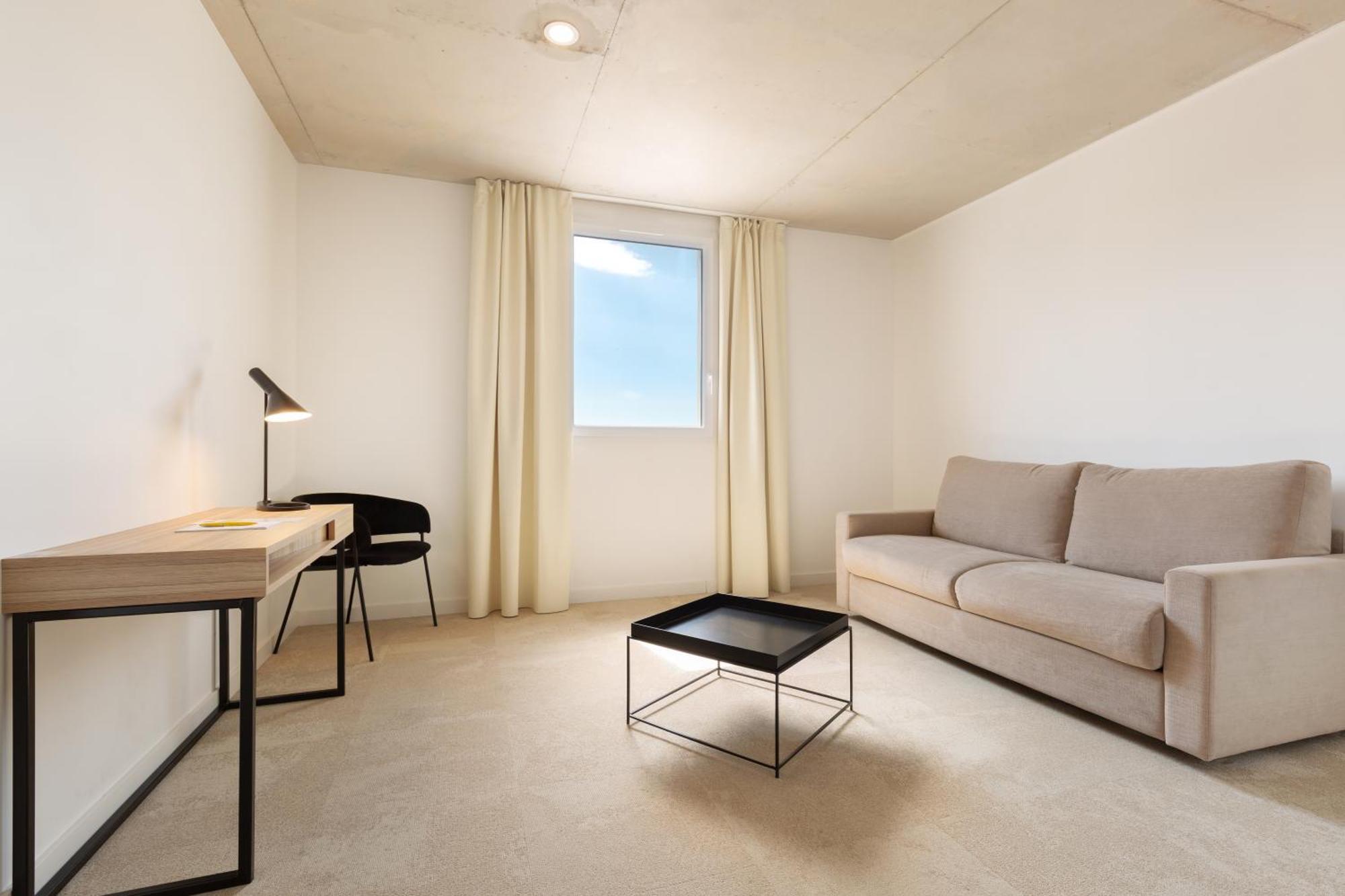 Golden Tulip Hotel & Rooftop Martigues Provence 客房 照片