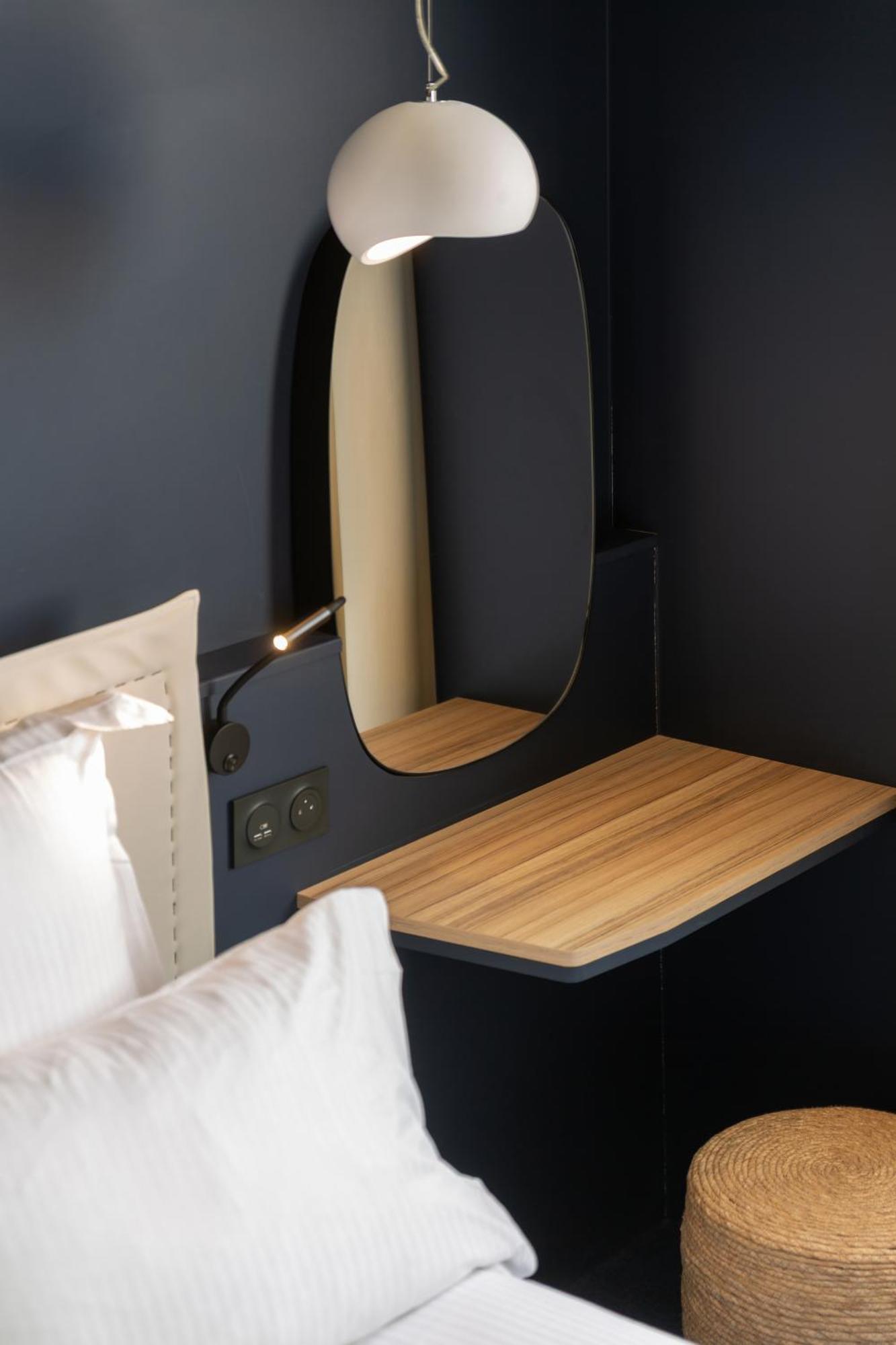 Golden Tulip Hotel & Rooftop Martigues Provence 客房 照片