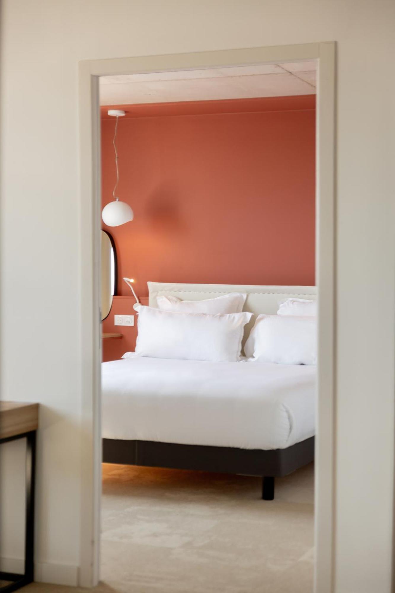Golden Tulip Hotel & Rooftop Martigues Provence 外观 照片