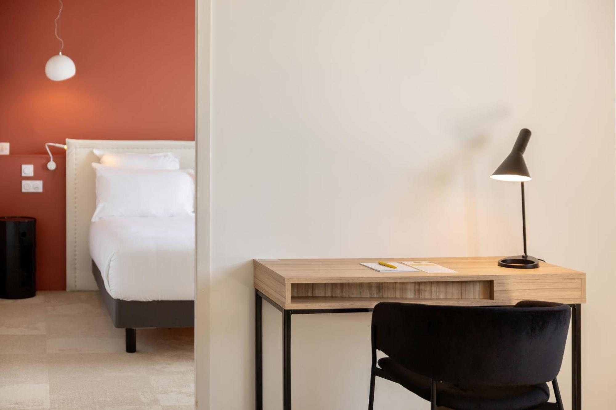 Golden Tulip Hotel & Rooftop Martigues Provence 客房 照片